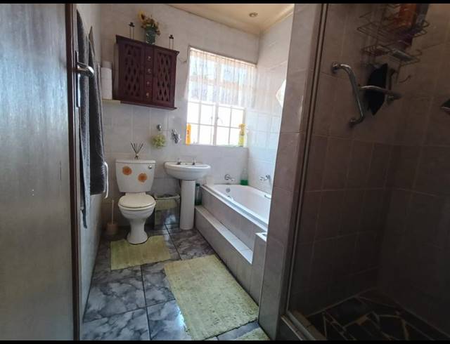 3 BEDROOM HOUSE FOR SALE IN PAUL KRUGERSOORD